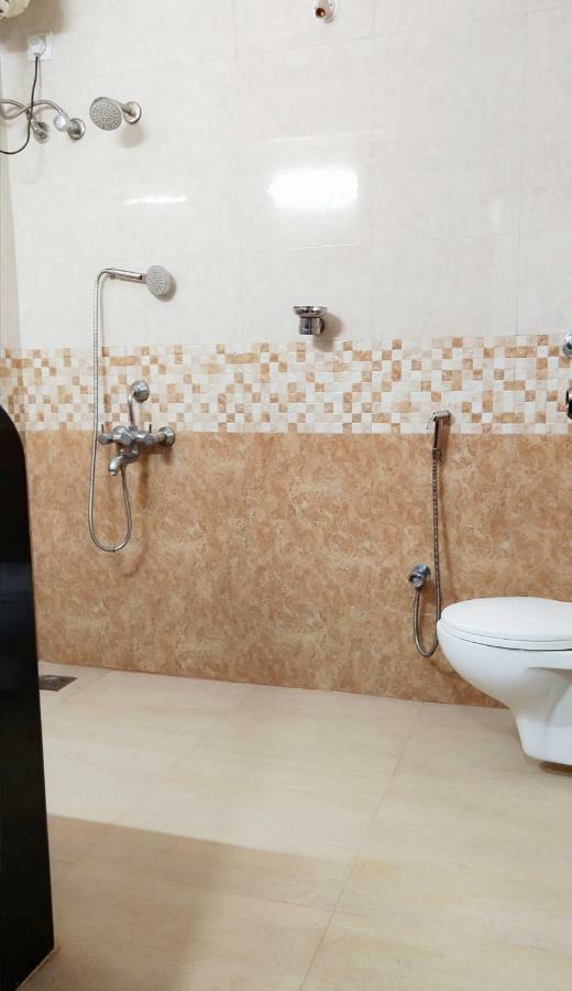 Amigo Plaza Hotel Kolva Kültér fotó
